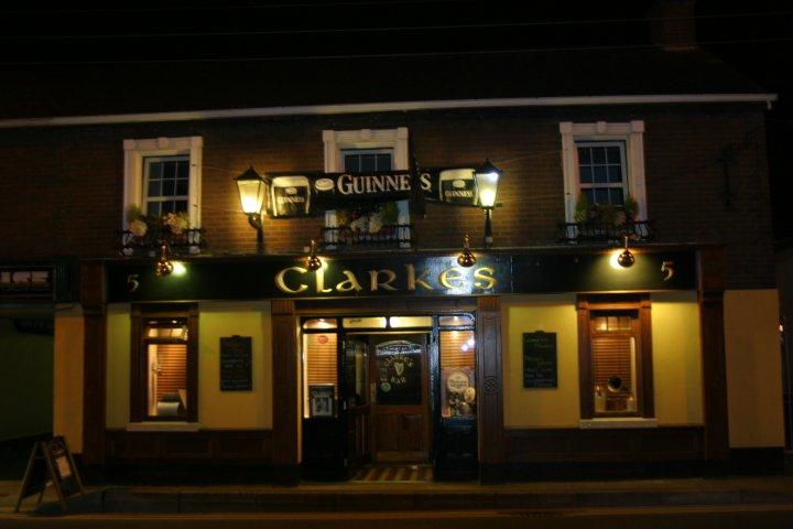 clarkes bar and dining room