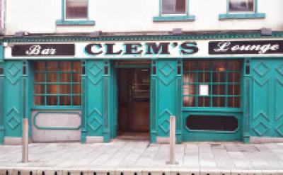 Clems Lounge - image 1