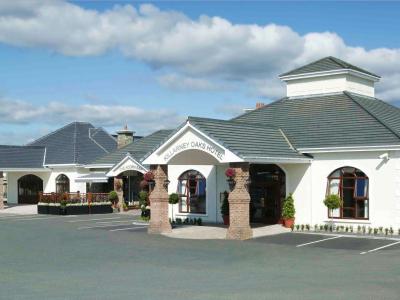 Killarney Oaks Hotel - image 1