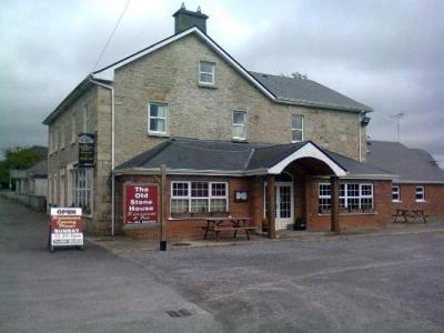 The Old Stone House Bar & Restaurant - image 1
