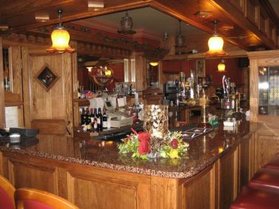 O'neill's Bar &mol's Bar And Restaur - image 2