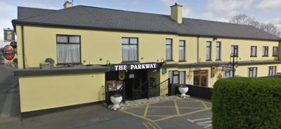 Parkway Hotel - image 1