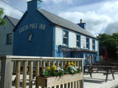 South Pole Inn - image 1