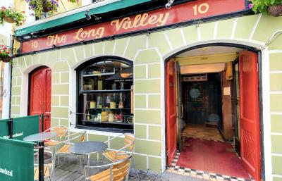The Long Valley Bar - image 1
