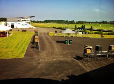 Tipperary Racecourse - image 2