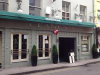 Clancy's Bar & Restaurant - image 1